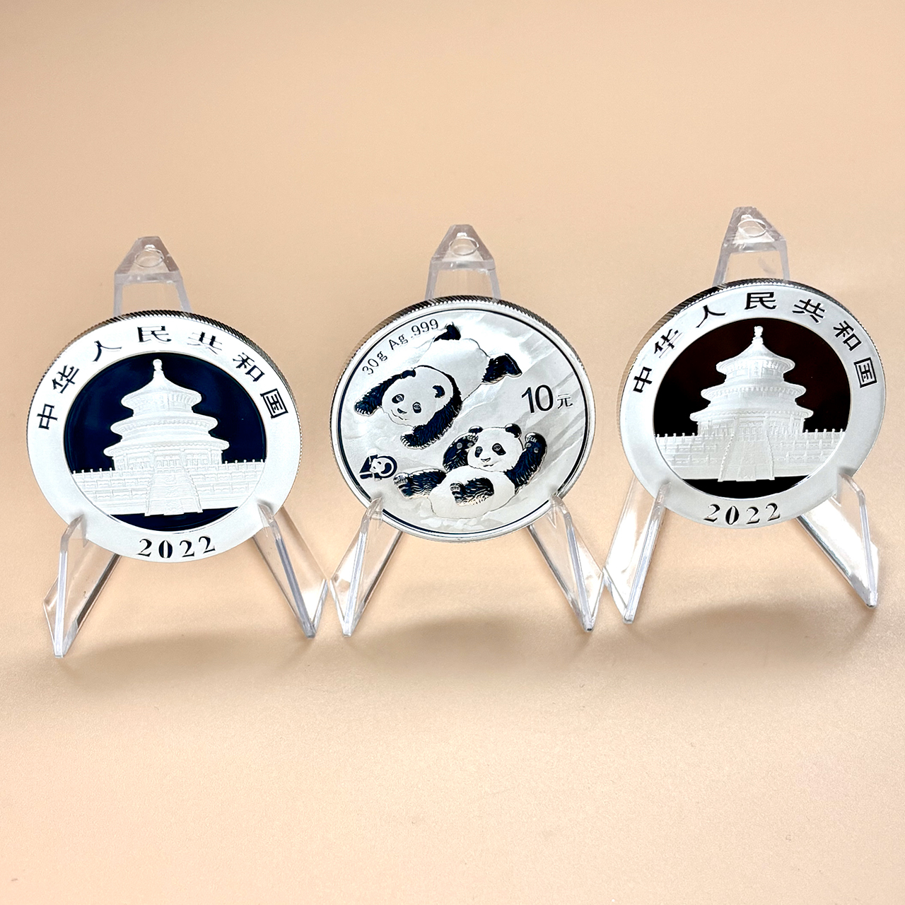 Серебряная монета 10¥ Китайская Панда 1oz 2022 Китай