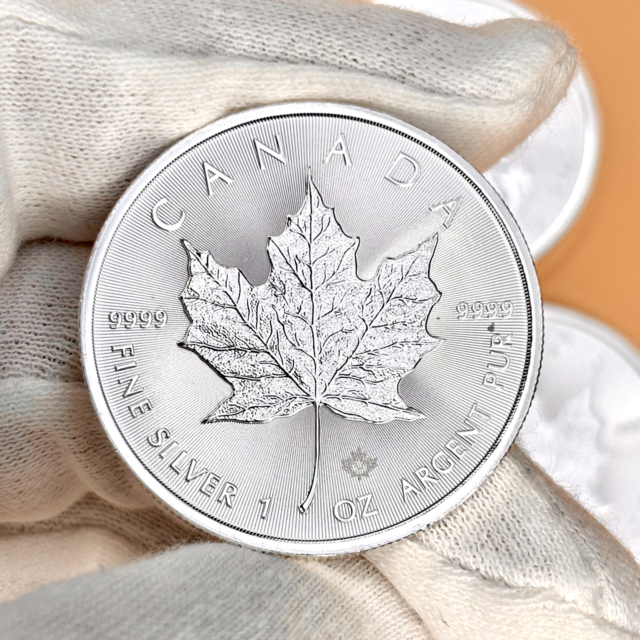 Серебряная монета 5$ Кленовый лист 1oz 2022 Канада