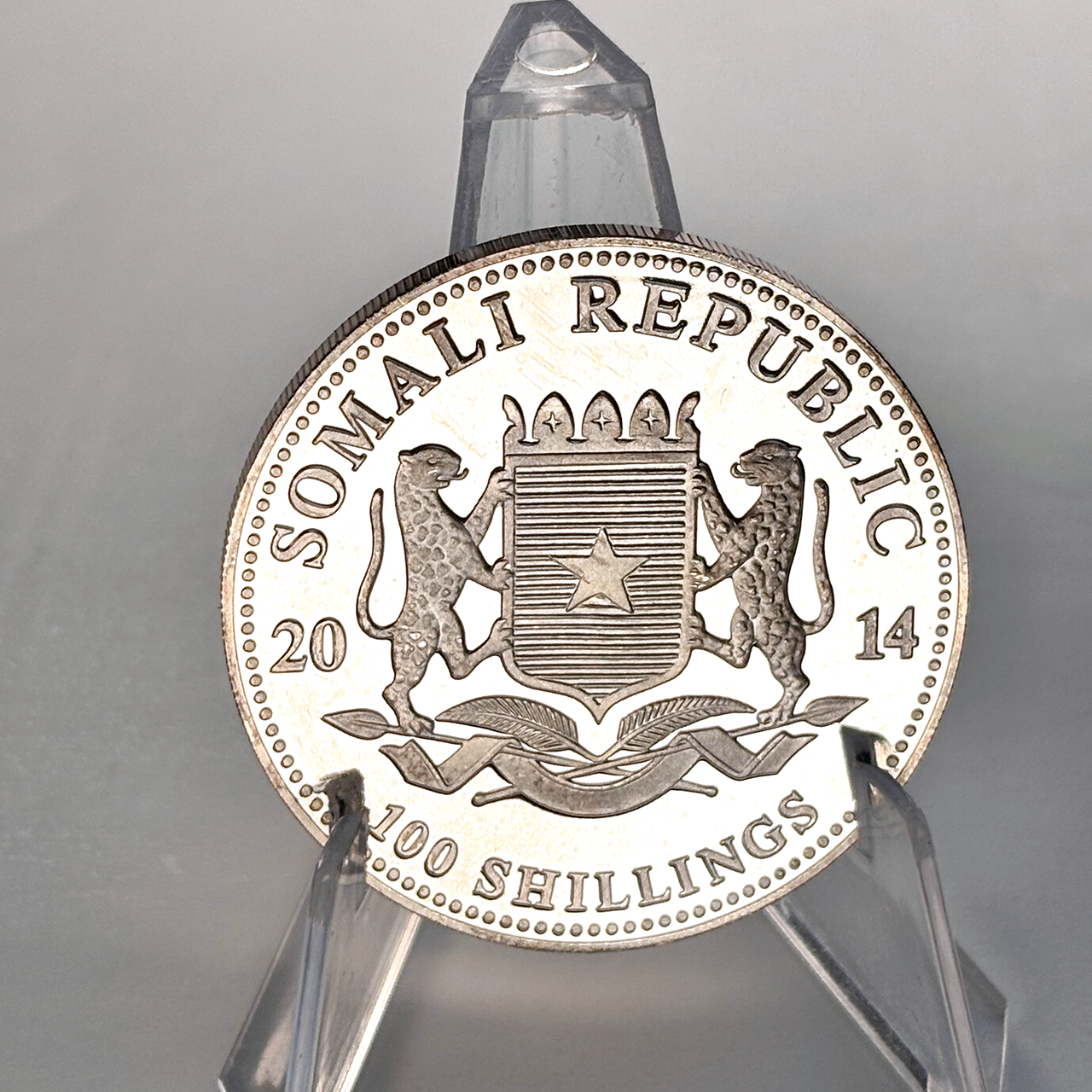 Серебряная монета 100 шиллингов Африканский слон 1oz 2014 Сомали