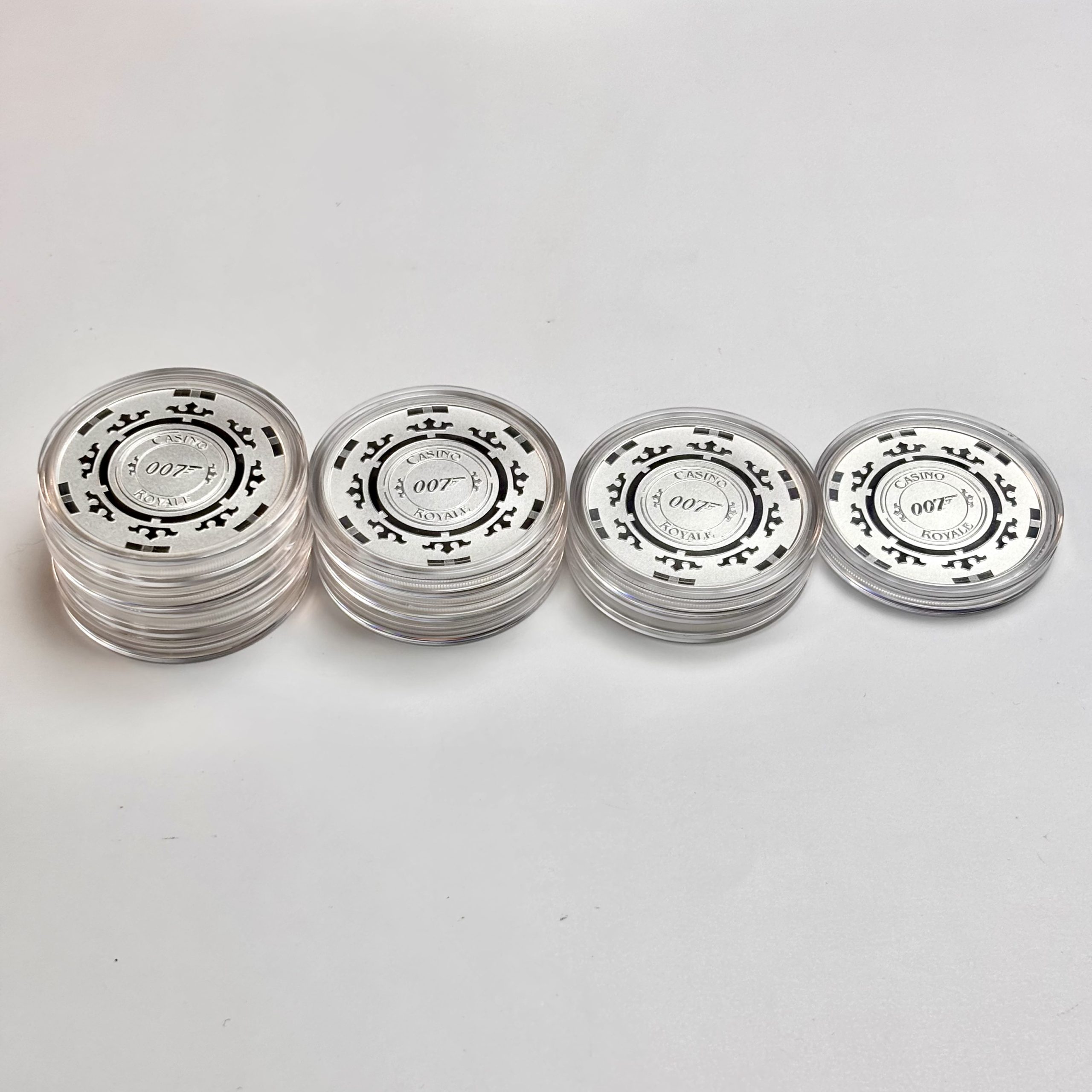 Серебряная монета 1$ Агент 007 «Казино Рояль» 1oz 2023 Тувалу