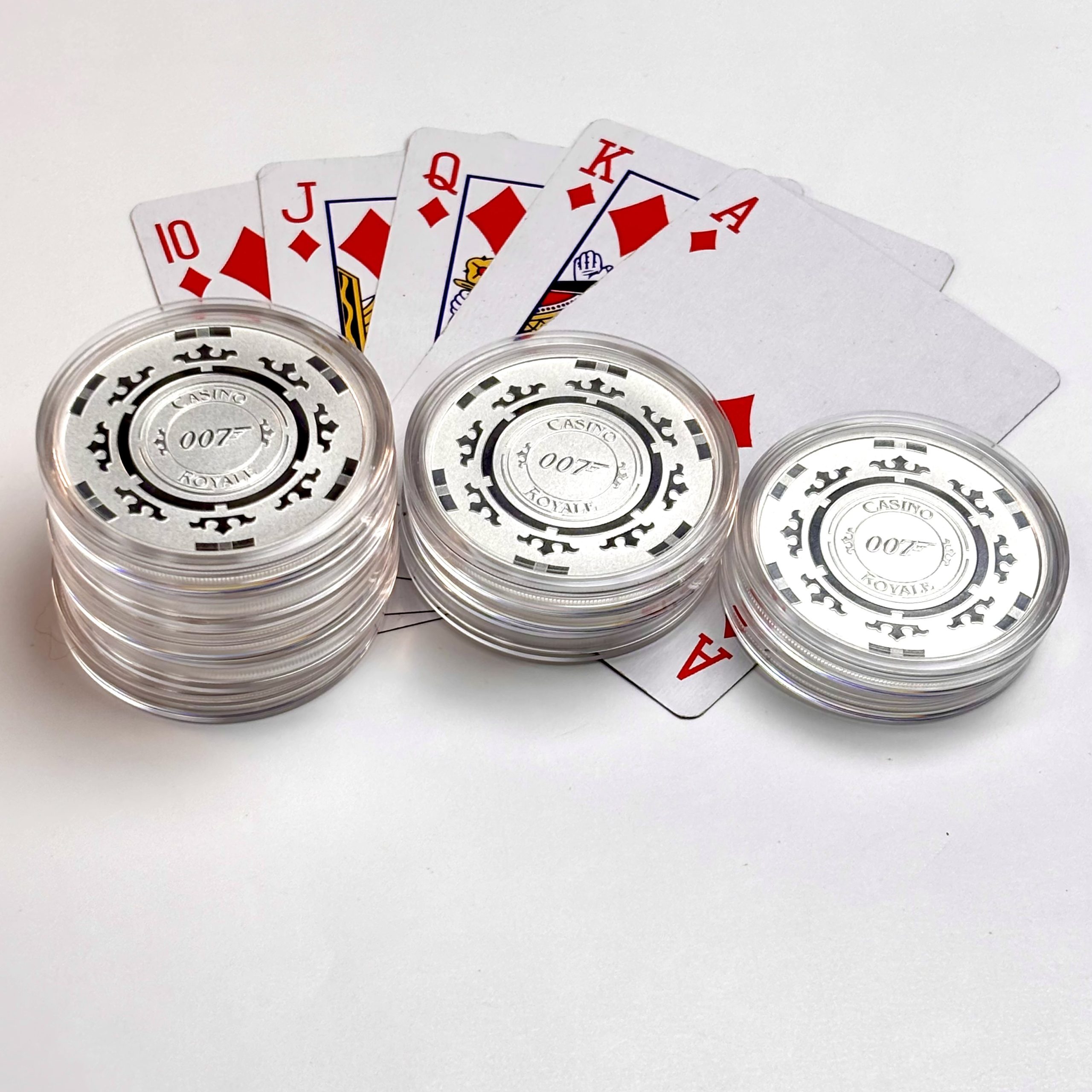 Серебряная монета 1$ Агент 007 «Казино Рояль» 1oz 2023 Тувалу
